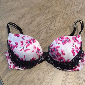 Victoria’s Secret Push Up 36D